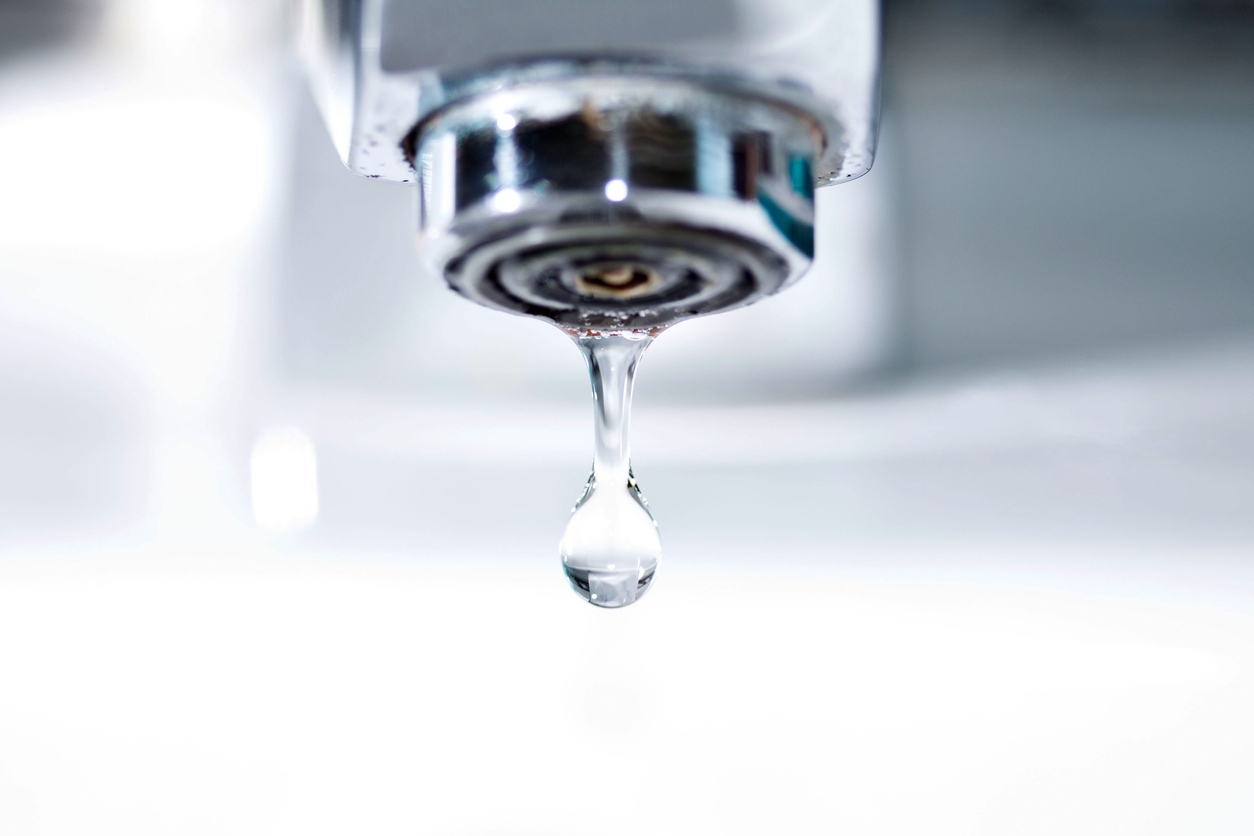 Simple ways to save water around the home